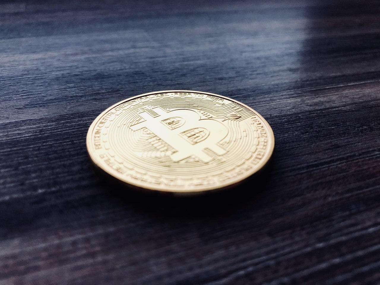 美商务部长之子Brandon联合Tether、软银及Bitfinex成立21 Capital！注资比特币 挑战微策略